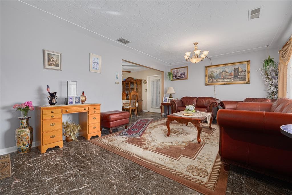 1715 N JEFFERSON AVENUE - Interior/Exterior Photo 4 - LARGO, FL