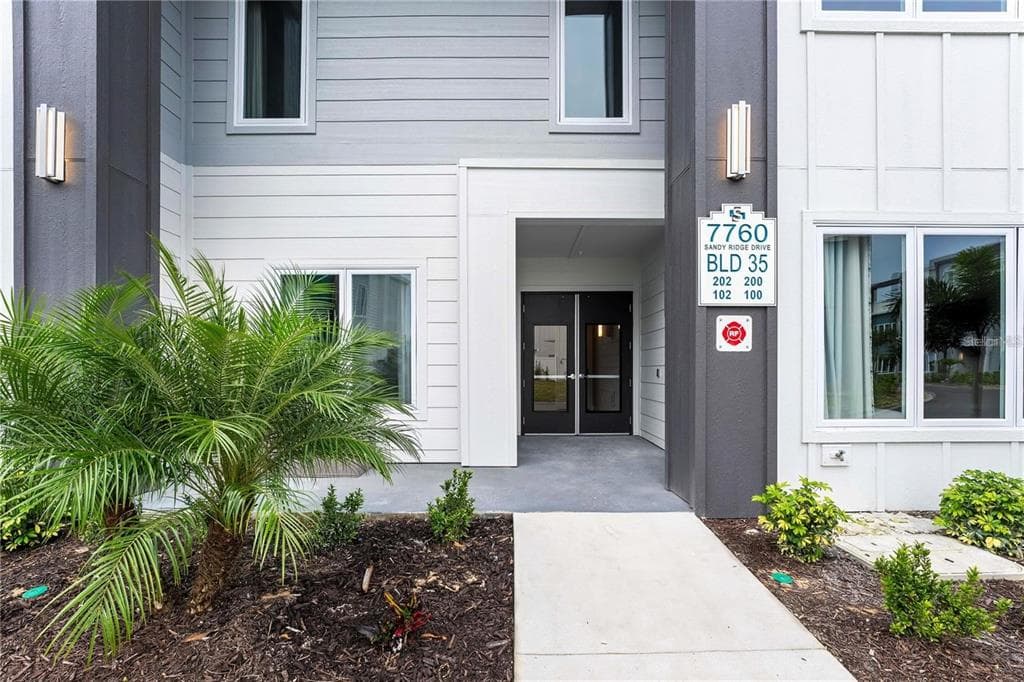 null - Interior/Exterior Photo 2 - REUNION, FL