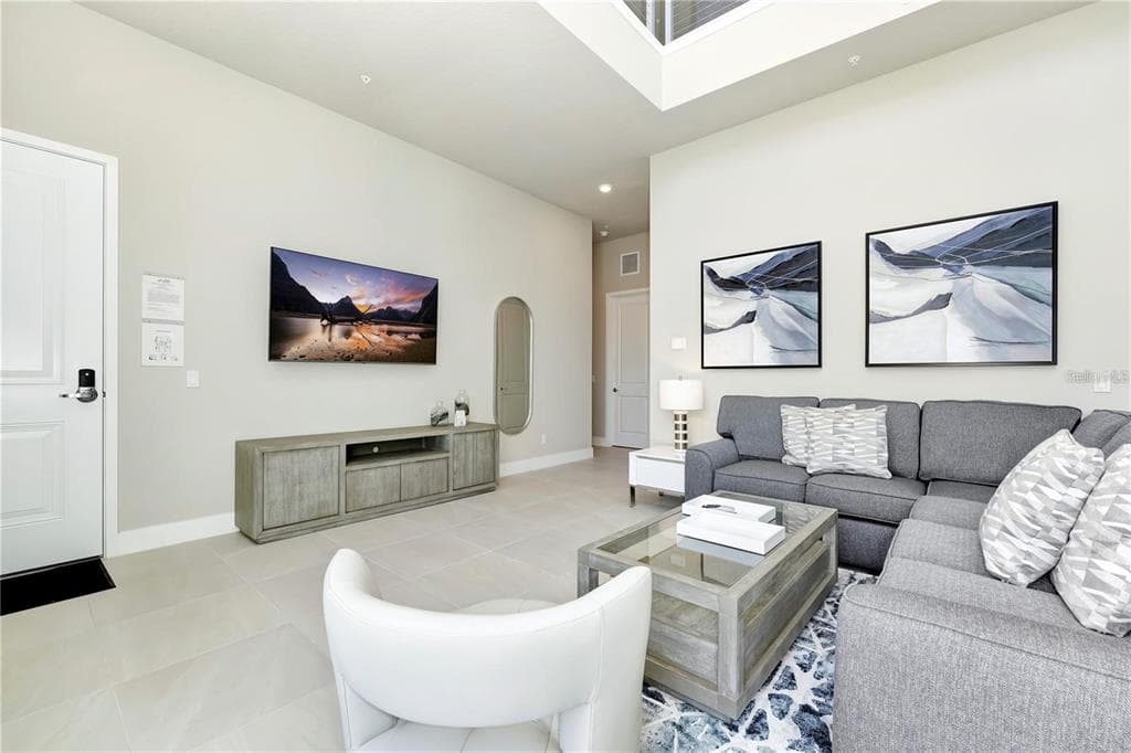 null - Interior/Exterior Photo 5 - REUNION, FL