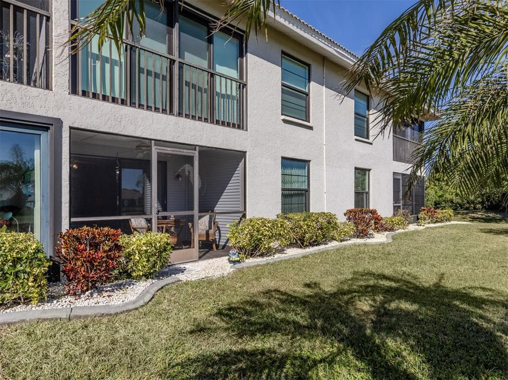 936 CAPRI ISLES BOULEVARD UNIT 102