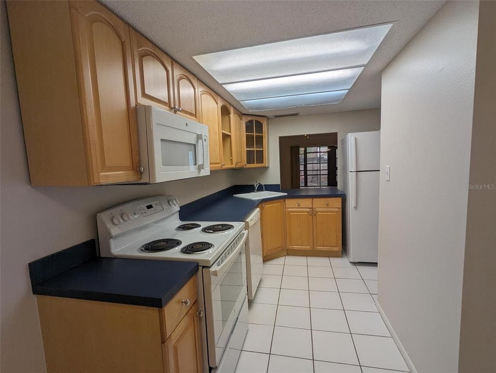 3700 S OSPREY AVENUE UNIT 115 - Interior/Exterior Photo 3 - SARASOTA, FL