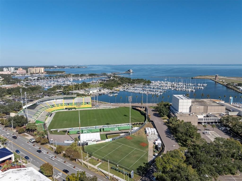 210 5TH AVENUE S UNIT 403 - Interior/Exterior Photo 2 - ST PETERSBURG, FL