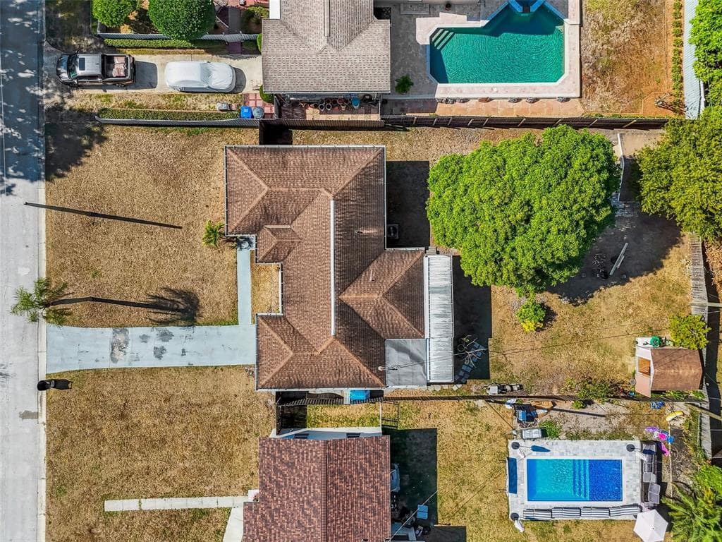 3125 31ST AVENUE N - Interior/Exterior Photo 2 - ST PETERSBURG, FL