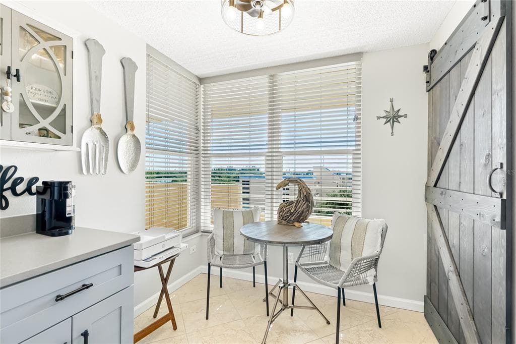 4410 FAIRWAYS BOULEVARD UNIT 406 - Interior/Exterior Photo 5 - BRADENTON, FL