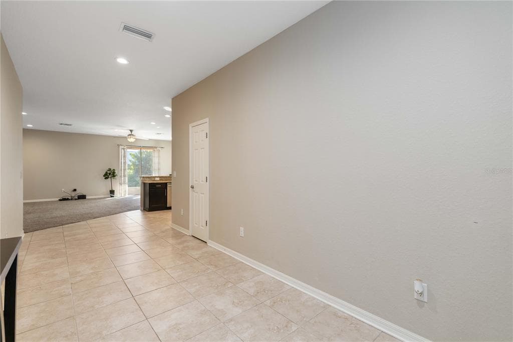 1218 GRANTHAM DRIVE - Interior/Exterior Photo 4 - SARASOTA, FL