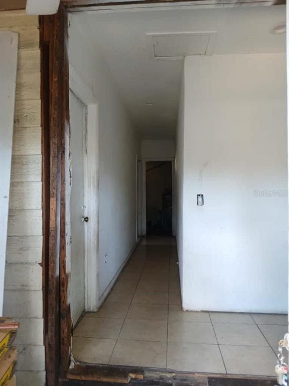 1705 W POWHATAN AVENUE - Interior/Exterior Photo 2 - TAMPA, FL