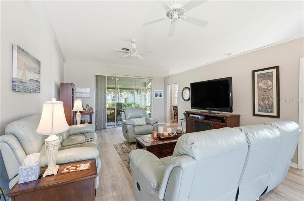 5818 MACAW PLACE - Interior/Exterior Photo 3 - LAKELAND, FL