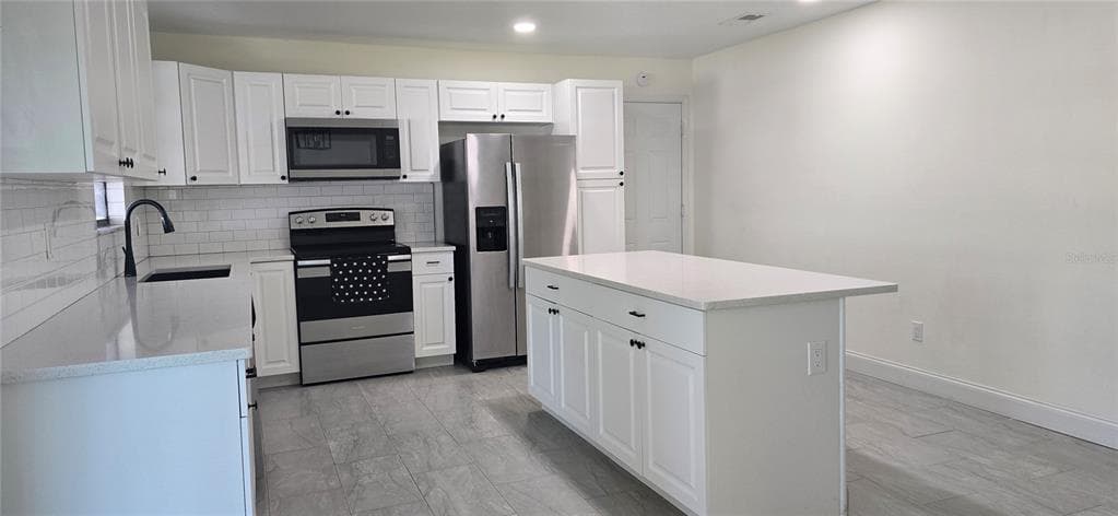 2526 VICTORY PALM DRIVE - Interior/Exterior Photo 3 - EDGEWATER, FL