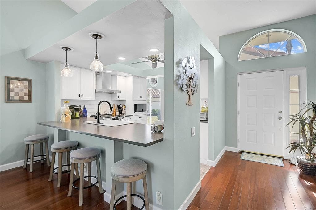 4934 CLUBVIEW COURT E - Interior/Exterior Photo 2 - BRADENTON, FL