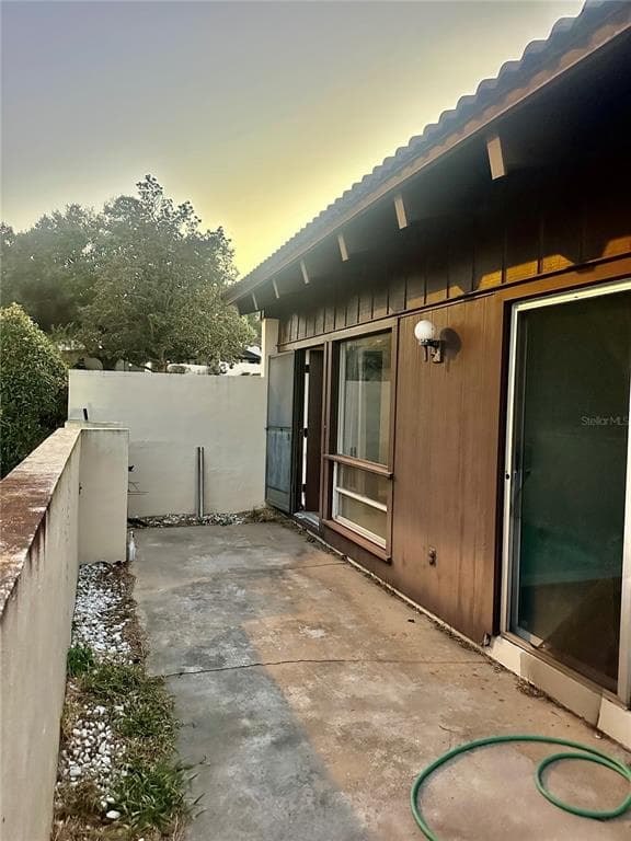 8 EL RECODO UNIT 8 - Interior/Exterior Photo 2 - LAKELAND, FL