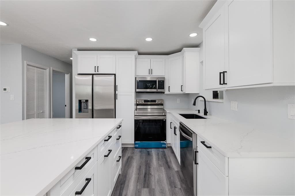 1709 W PERIO STREET - Interior/Exterior Photo 5 - TAMPA, FL