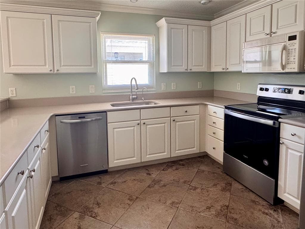 1052 JACKSON STREET - Interior/Exterior Photo 2 - THE VILLAGES, FL