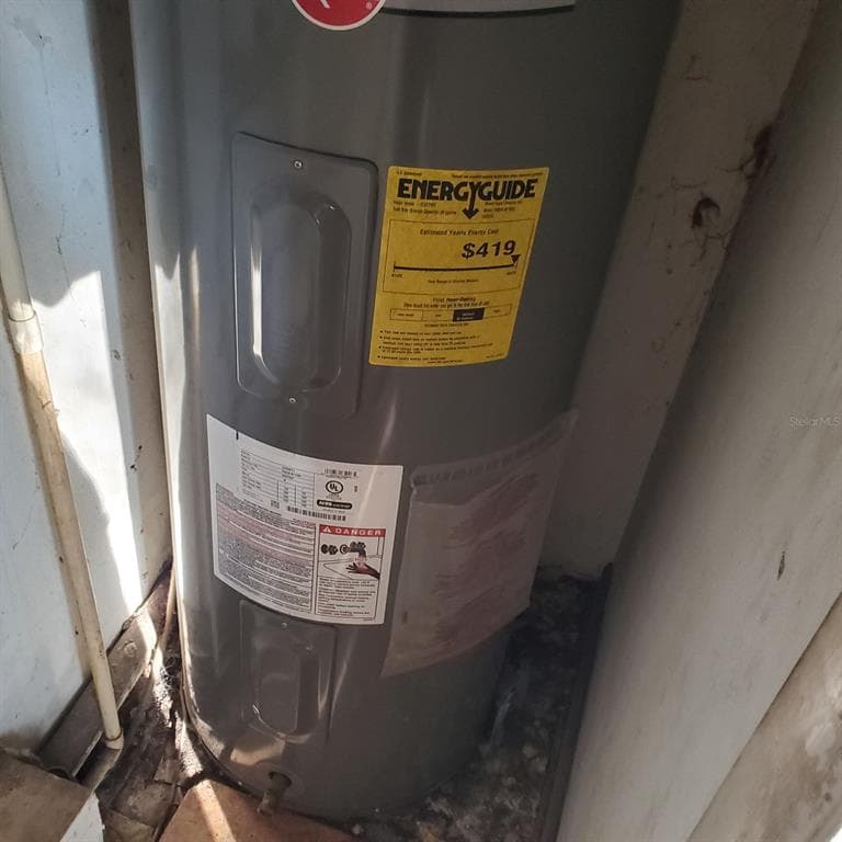 5704 SE 2ND STREET - Interior/Exterior Photo 5 - OCALA, FL