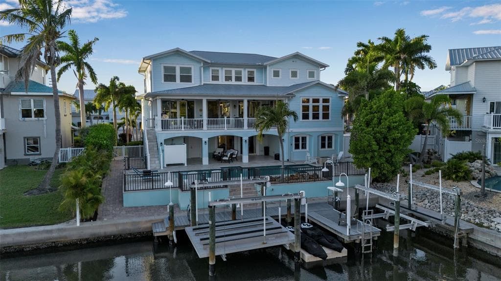 718 KEY ROYALE DRIVE - Interior/Exterior Photo 5 - HOLMES BEACH, FL