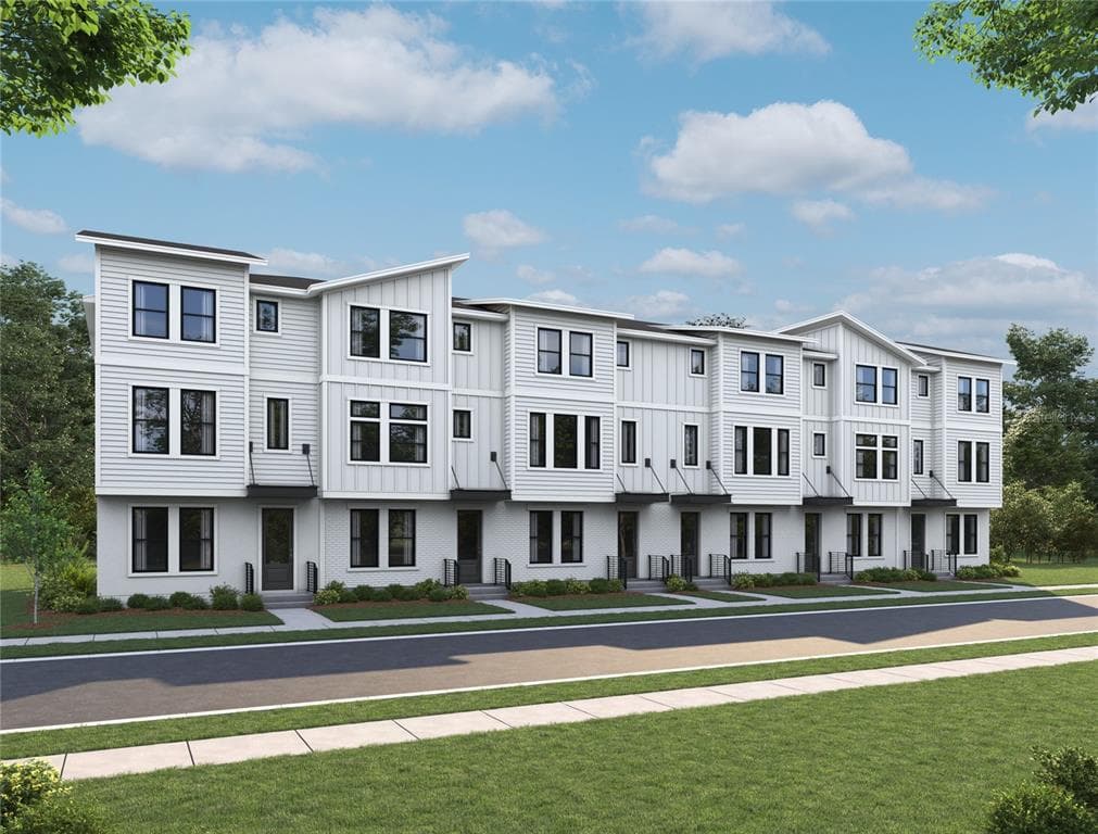 15375 HAMLIN PARK DRIVE - WINTER GARDEN, FL - 3bd/4ba - $472,990