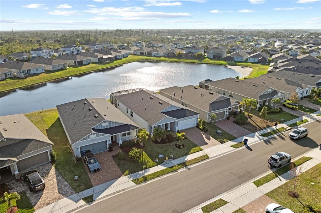 14238 59TH CIRCLE E - Interior/Exterior Photo 4 - BRADENTON, FL