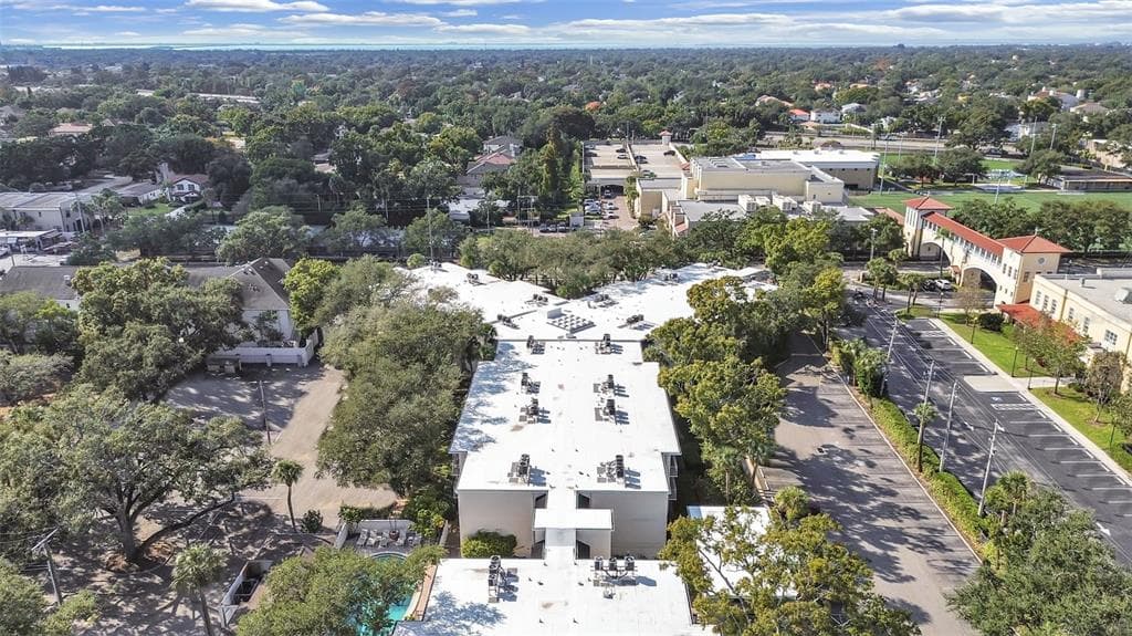 3325 BAYSHORE BOULEVARD UNIT F22 - Interior/Exterior Photo 3 - TAMPA, FL