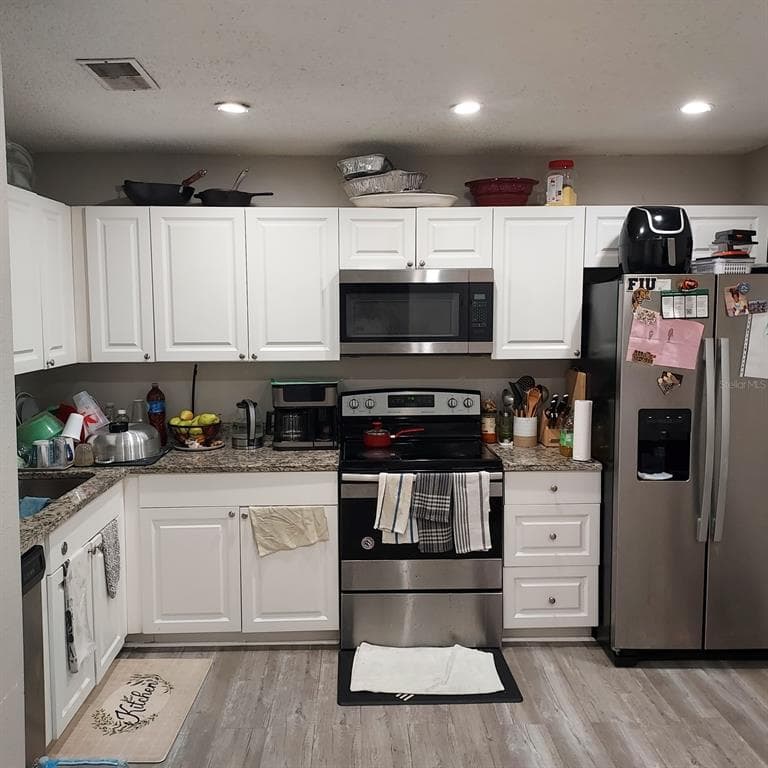 2008 GREGORY DRIVE - Interior/Exterior Photo 4 - TAMPA, FL