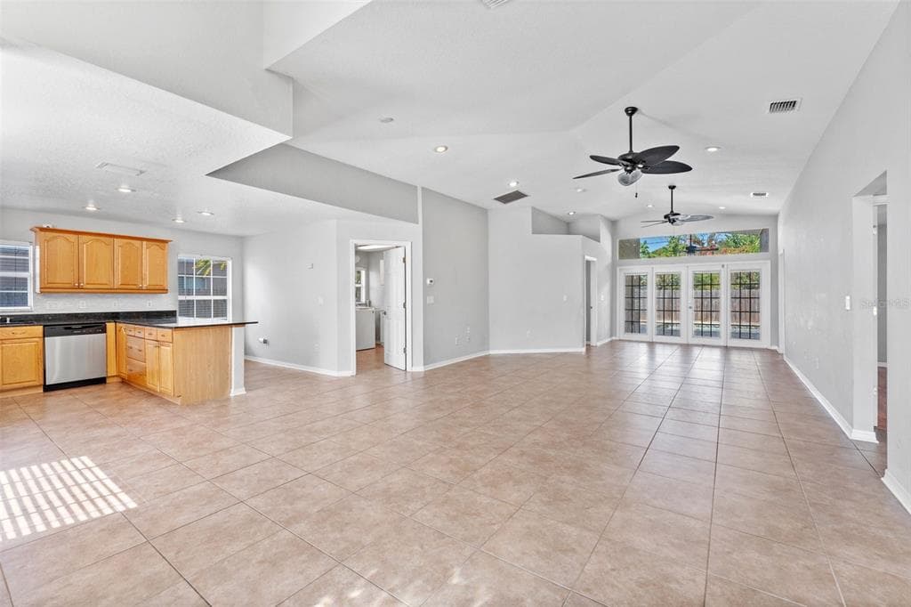 6515 34TH AVENUE N - Interior/Exterior Photo 5 - ST PETERSBURG, FL