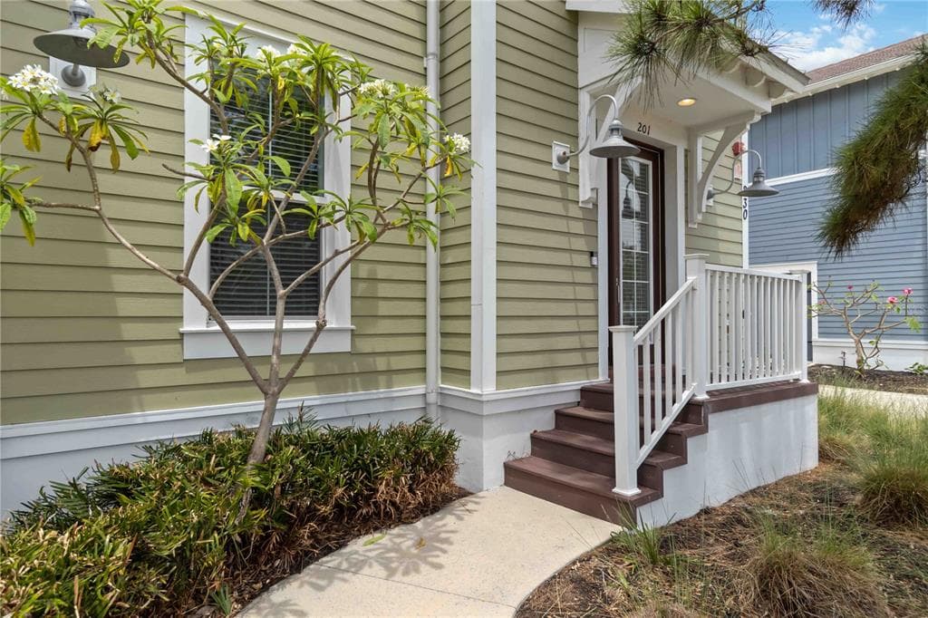 230 SAPPHIRE LAKE DRIVE UNIT 201 - Interior/Exterior Photo 4 - BRADENTON, FL