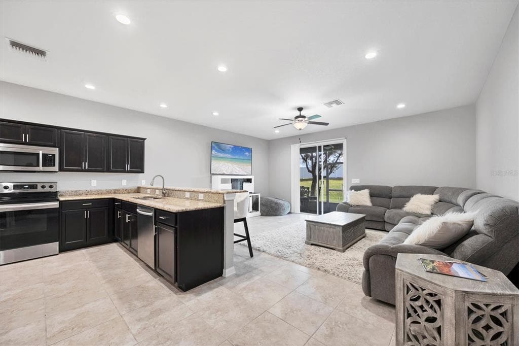 1314 GRANTHAM DRIVE - Interior/Exterior Photo 5 - SARASOTA, FL