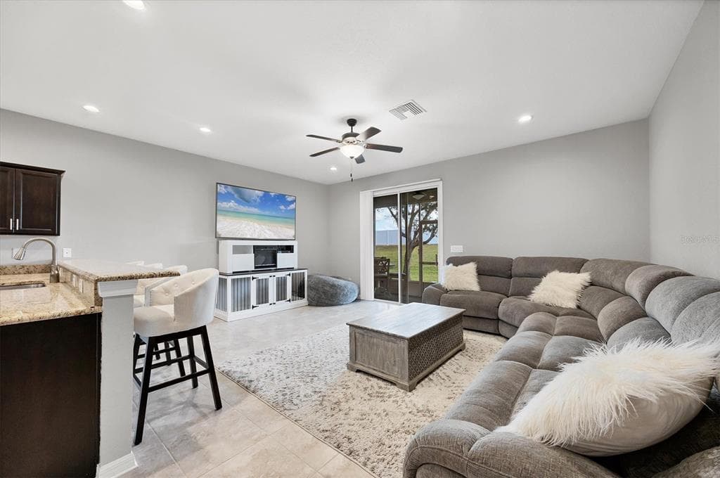 1314 GRANTHAM DRIVE - Interior/Exterior Photo 4 - SARASOTA, FL