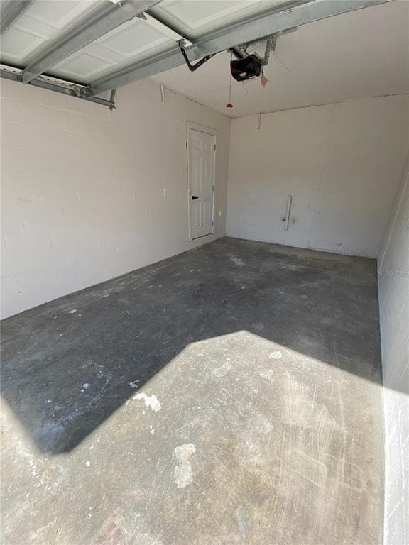 2910 E IDA STREET - Interior/Exterior Photo 4 - TAMPA, FL