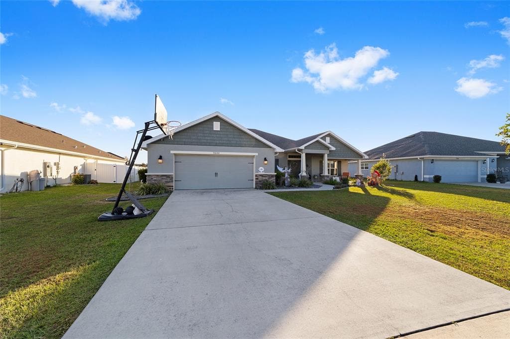 9220 SE 49TH AVENUE ROAD - Interior/Exterior Photo 5 - OCALA, FL