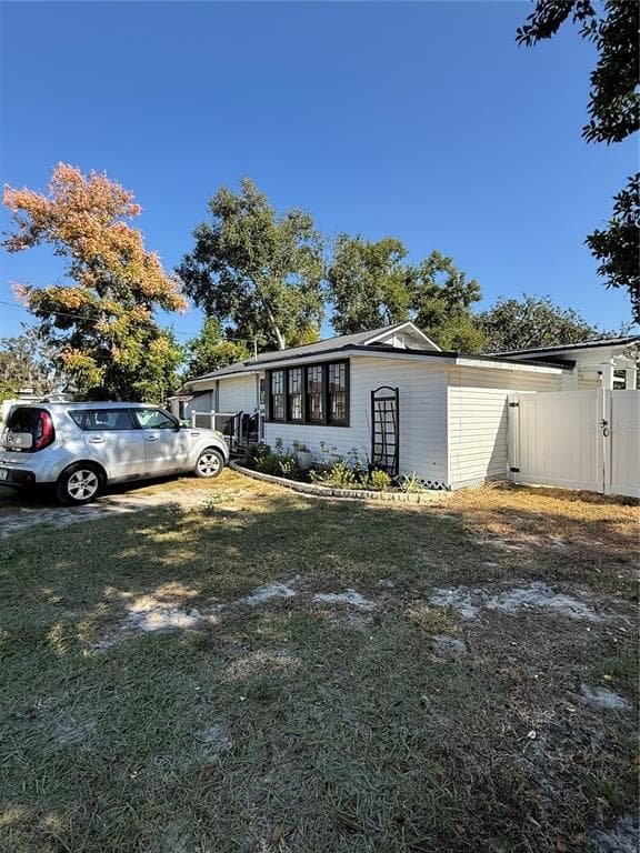 650 9TH STREET NE - Interior/Exterior Photo 5 - WINTER HAVEN, FL