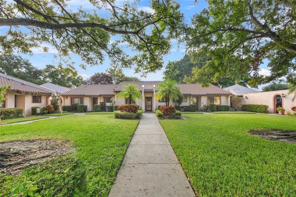 9669 86TH AVENUE UNIT 9669