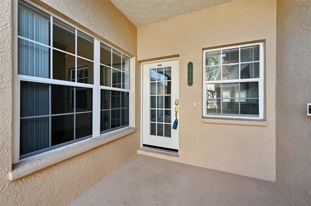 6506 7TH AVENUE CIRCLE W - Interior/Exterior Photo 4 - BRADENTON, FL