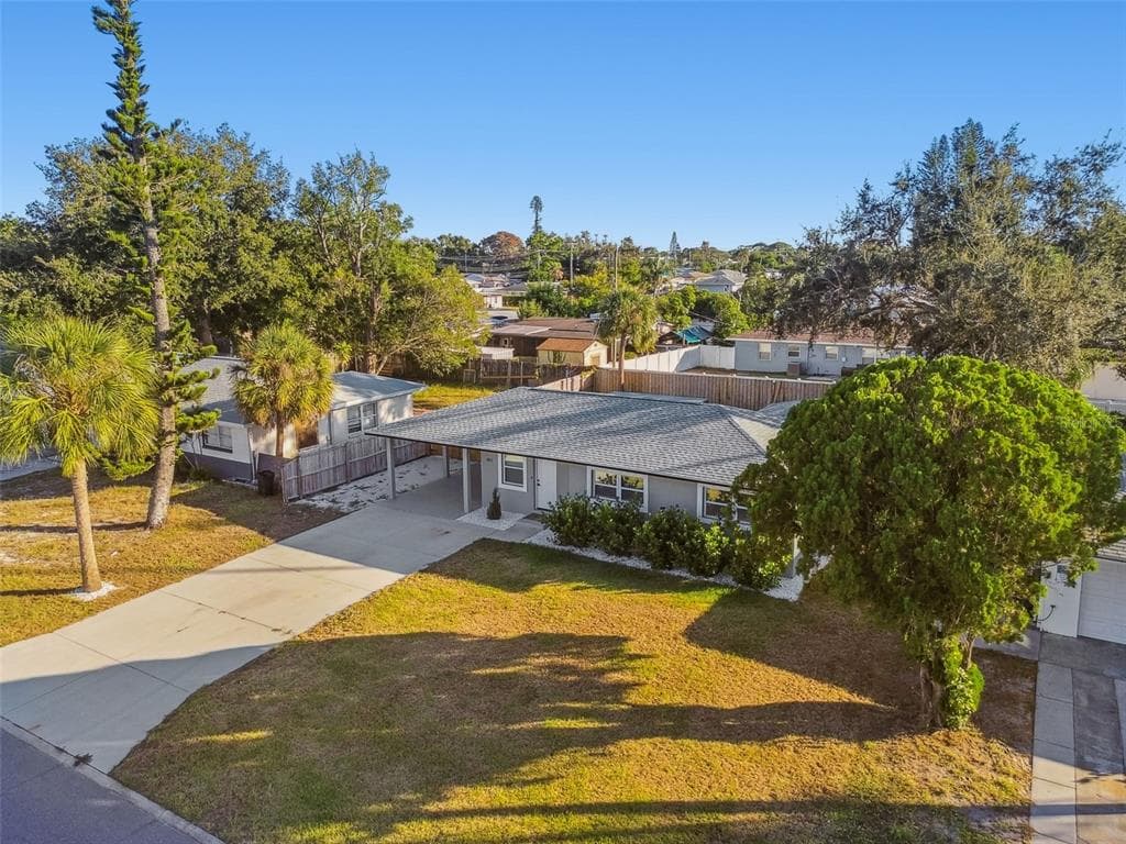 1811 MARILYN AVENUE - Interior/Exterior Photo 4 - BRADENTON, FL