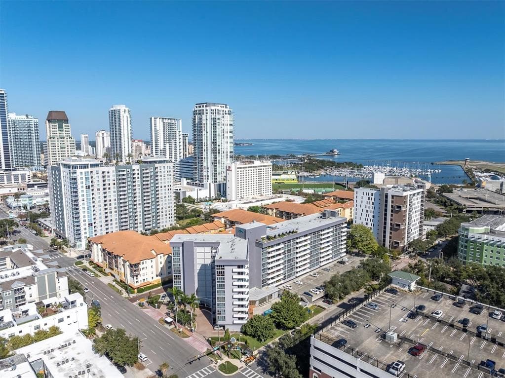 470 3RD STREET S UNIT 513 - Interior/Exterior Photo 4 - ST PETERSBURG, FL