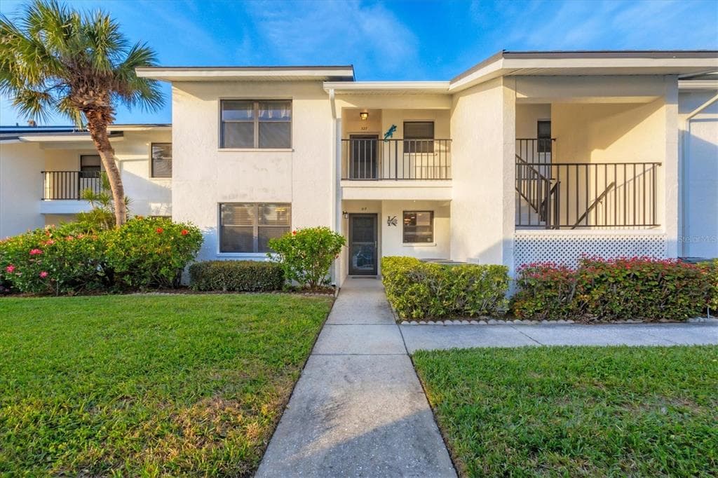 1100 CAPRI ISLES BOULEVARD UNIT 317 - Interior/Exterior Photo 2 - VENICE, FL