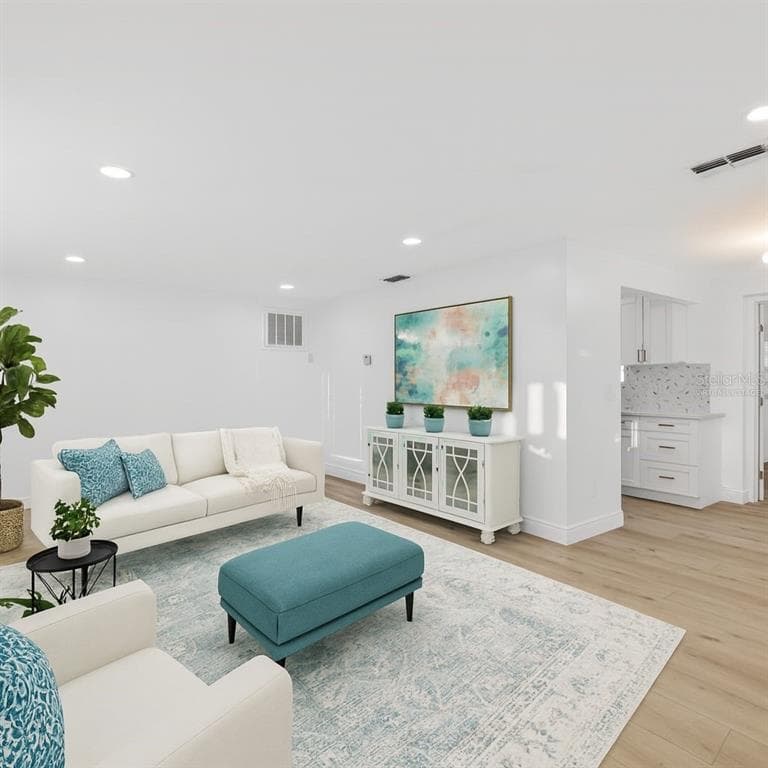 9748 BAYSIDE COURT - Interior/Exterior Photo 3 - SPRING HILL, FL