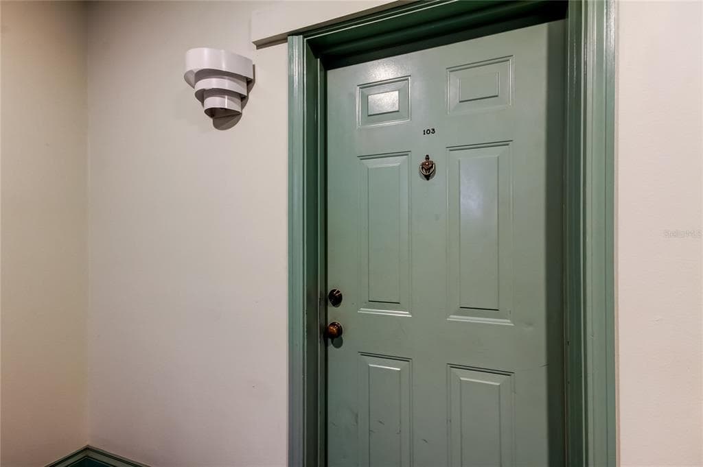 701 MIRROR LAKE DRIVE N UNIT 103 - Interior/Exterior Photo 2 - ST PETERSBURG, FL