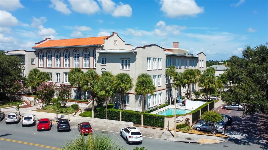 701 MIRROR LAKE DRIVE N UNIT 103 - Interior/Exterior Photo 4 - ST PETERSBURG, FL