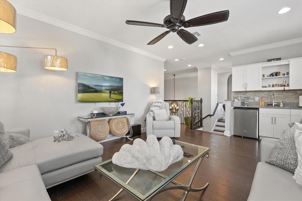 3144 PLAYERS VIEW CIRCLE - Interior/Exterior Photo 3 - LONGWOOD, FL