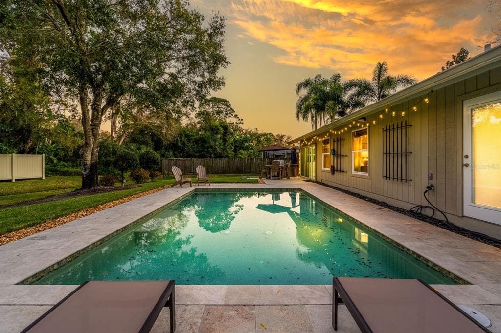 1046 GREYSTONE LANE - Interior/Exterior Photo 4 - SARASOTA, FL