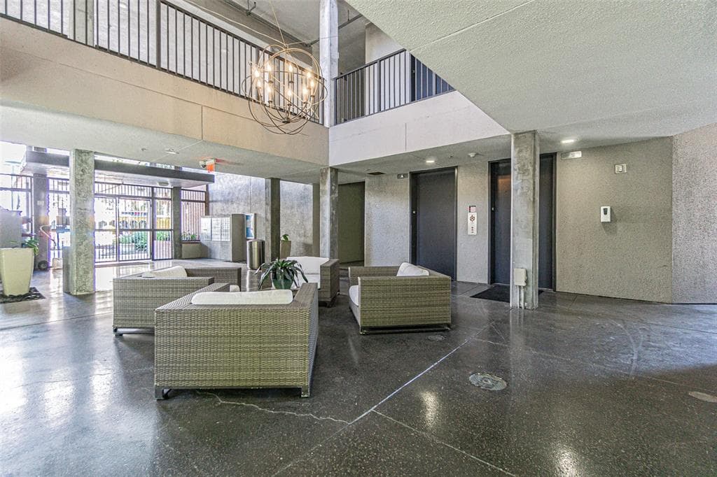 1010 CENTRAL AVENUE UNIT 416 - Interior/Exterior Photo 4 - ST PETERSBURG, FL