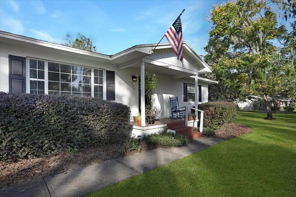 220 SE 28TH AVENUE - Interior/Exterior Photo 4 - OCALA, FL