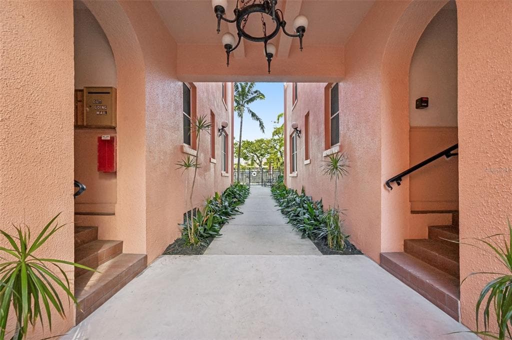 1221 N PALM AVENUE UNIT 207 - Interior/Exterior Photo 3 - SARASOTA, FL