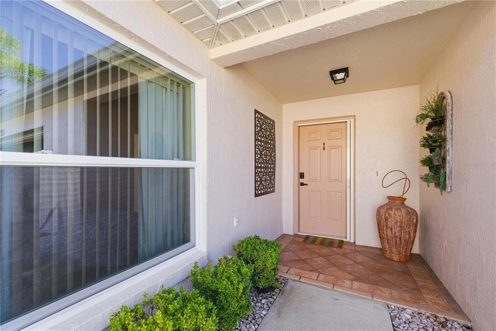 627 DELGADO AVENUE - Interior/Exterior Photo 3 - THE VILLAGES, FL