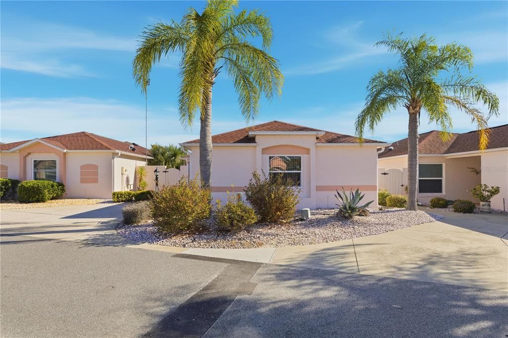 627 DELGADO AVENUE - Interior/Exterior Photo 4 - THE VILLAGES, FL