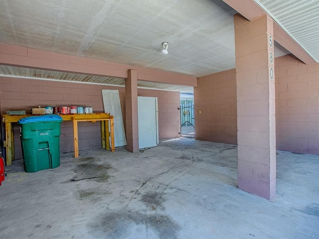 580 DEVONSHIRE BOULEVARD - Interior/Exterior Photo 3 - LONGWOOD, FL