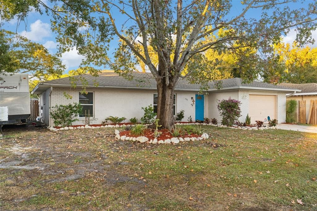 3104 35TH AVENUE W - Interior/Exterior Photo 4 - BRADENTON, FL