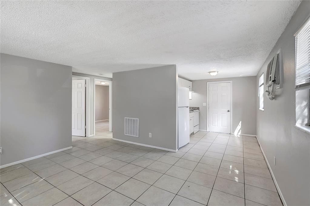 910 E WATERS AVENUE - Interior/Exterior Photo 4 - TAMPA, FL