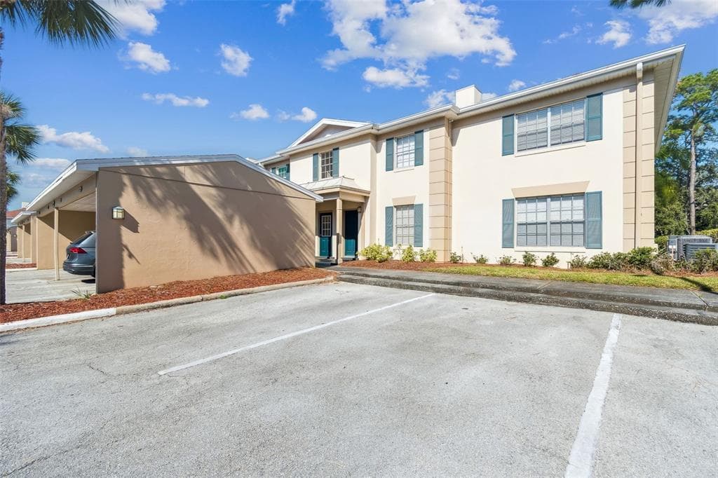 3402 LATANIA DRIVE UNIT 322 - Interior/Exterior Photo 2 - TAMPA, FL