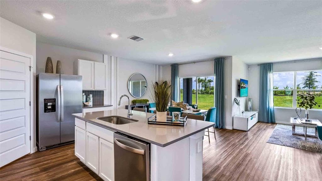 2927 FISHERY COURT - Interior/Exterior Photo 4 - LAKEWOOD RANCH, FL