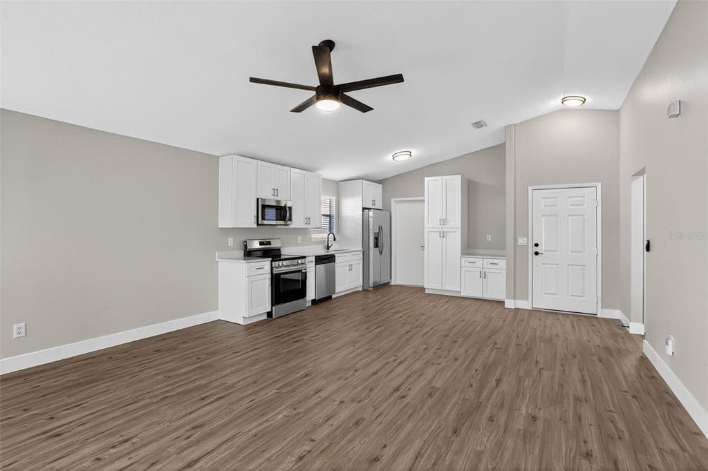 5444 BLUEBERRY DRIVE - Interior/Exterior Photo 3 - ORLANDO, FL